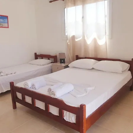 Marina Appartement Himarë