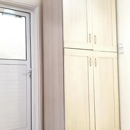 Apartment Marina Himare