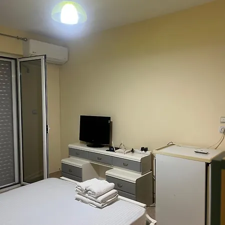 Marina Apartment Himare