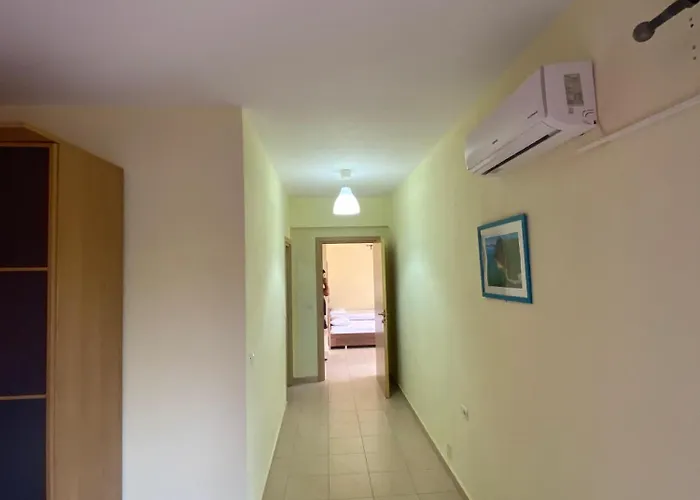 Marina Daire Himarë